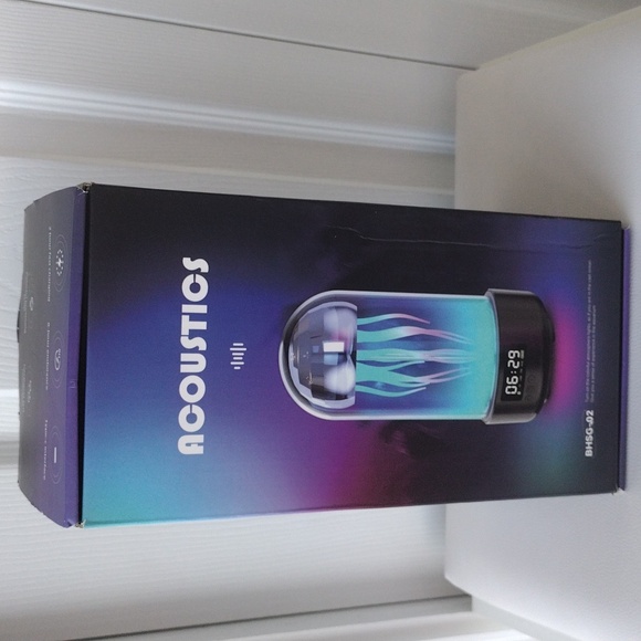 Bluetooth Speaker Mechanical Motion Jellyfish Lights - Picture 9 of 16